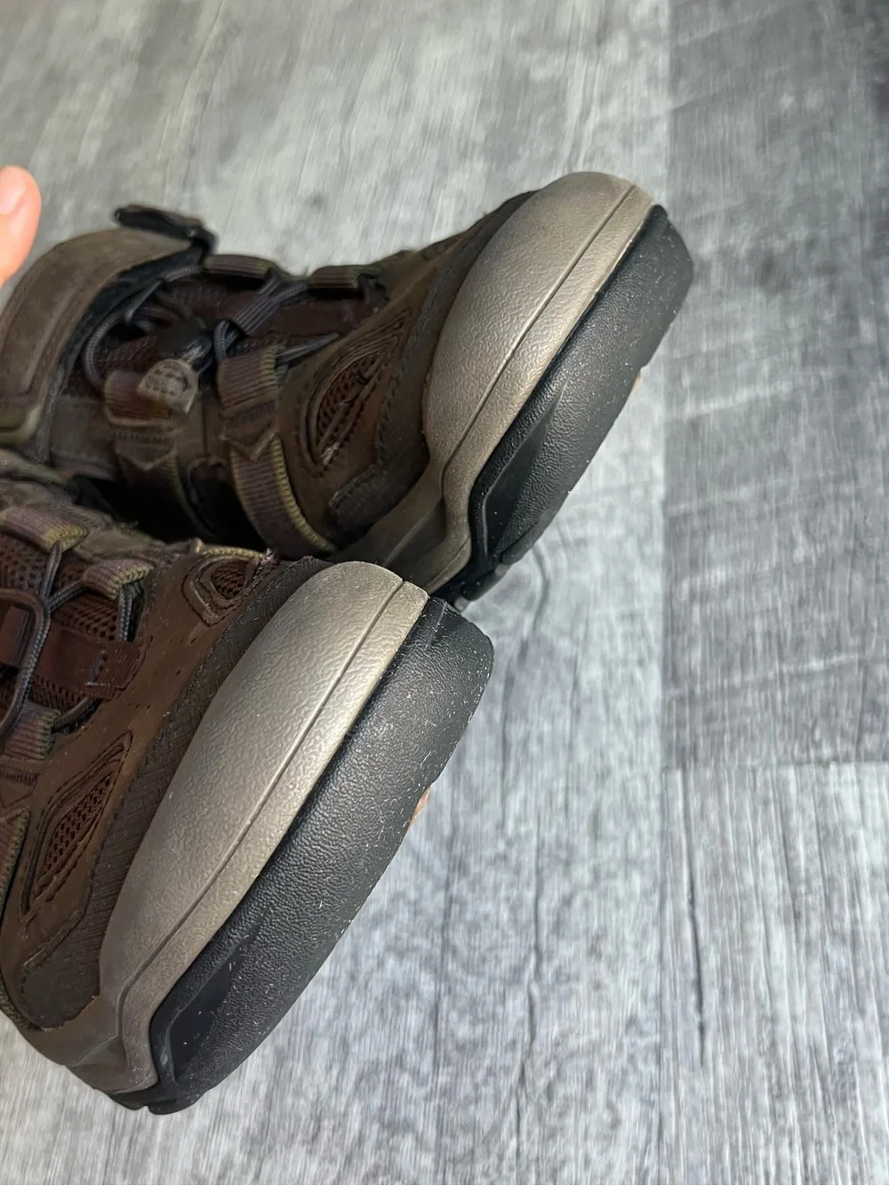 Teva closed toe